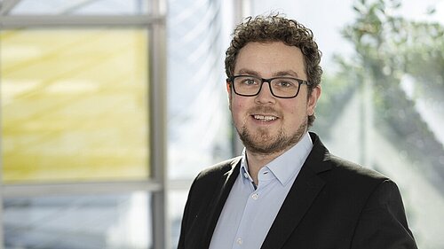 Porträtfoto von Simon Konermann