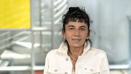 Porträtfoto von Petya Plötzer