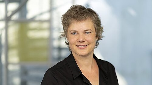 Porträtfoto von Katrin Hülsmann