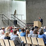 Franz Müntefering hält eine Rede anlässlich der Verleihung des GERAS-Preises